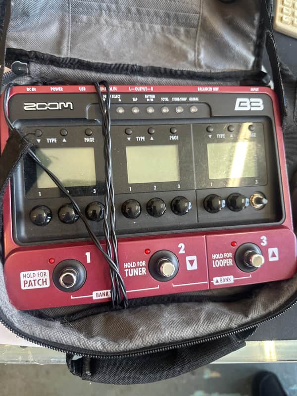 Zoom B3