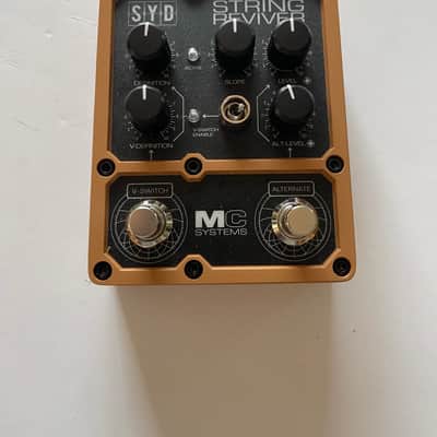 MC Systems SYD String Reviver Enhancer Equalizer EQ Guitar Effect Pedal + Box image 2