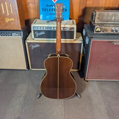 Martin Standard Series 000-28 Acoustic Guitar w/Case - Ambertone (2021) image 2