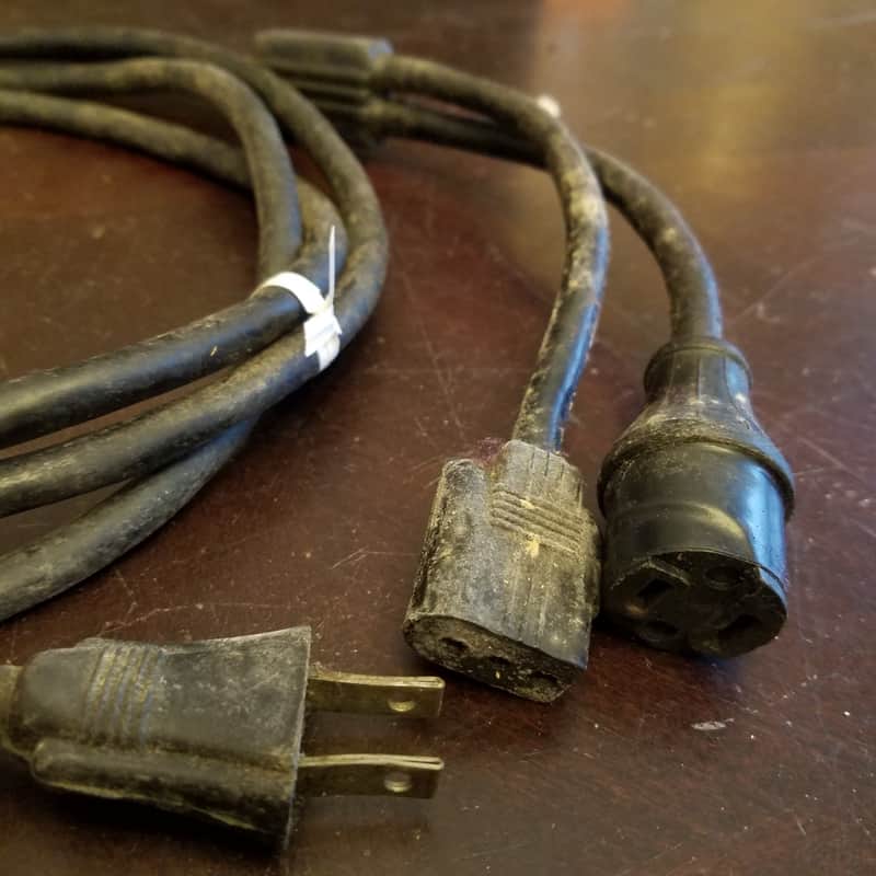 Belden Bell & Howell RARE y-splitter wye power cord cable projector amplifier film-o-sound 1940s - Molded Rubber image 1