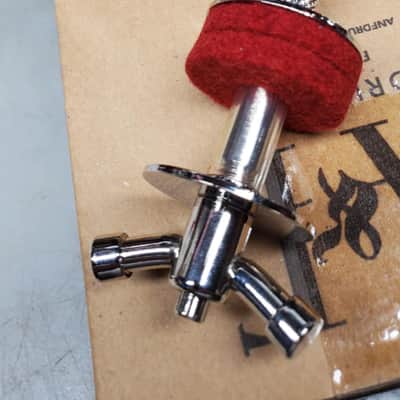 A&F Drum Co. Hoop Mounted Clamp with L-Arm - Nickel image 6