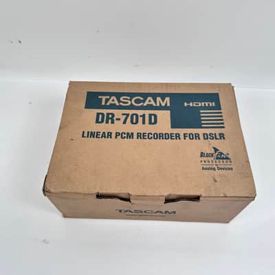 Tascam DR-701D 6-Track Portable Audio Recorder for DSLR Camera image 2