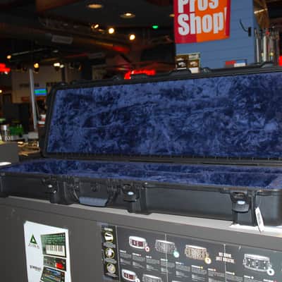 Gator GWP-BASS Titan Series Waterproof Bass Case