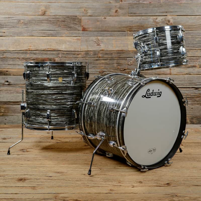 Ludwig No. 987 "Super Beat" Outfit 9x13 / 16x16 / 14x20" Drum Set 1960s image 2