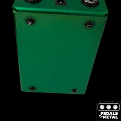 Way Huge WHE401S Swollen Pickle MkIIs Jumbo Fuzz 2016 - 2021 - Green - X18776 image 6