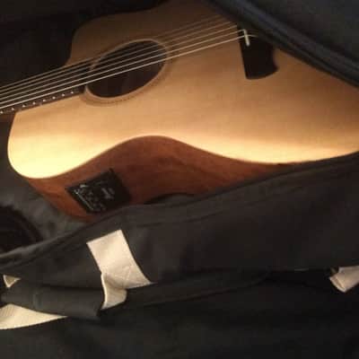 Ibanez Artwood Traditional AC150CEGrand Concert Acoustic Electric Guitar, Ovangkol Fretboard, Open Pore Natural with Ibanez PowerPad Gig Bag image 4