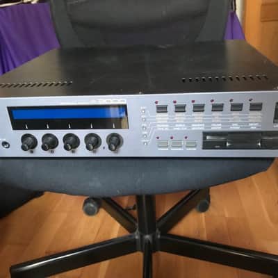 Yamaha A3000