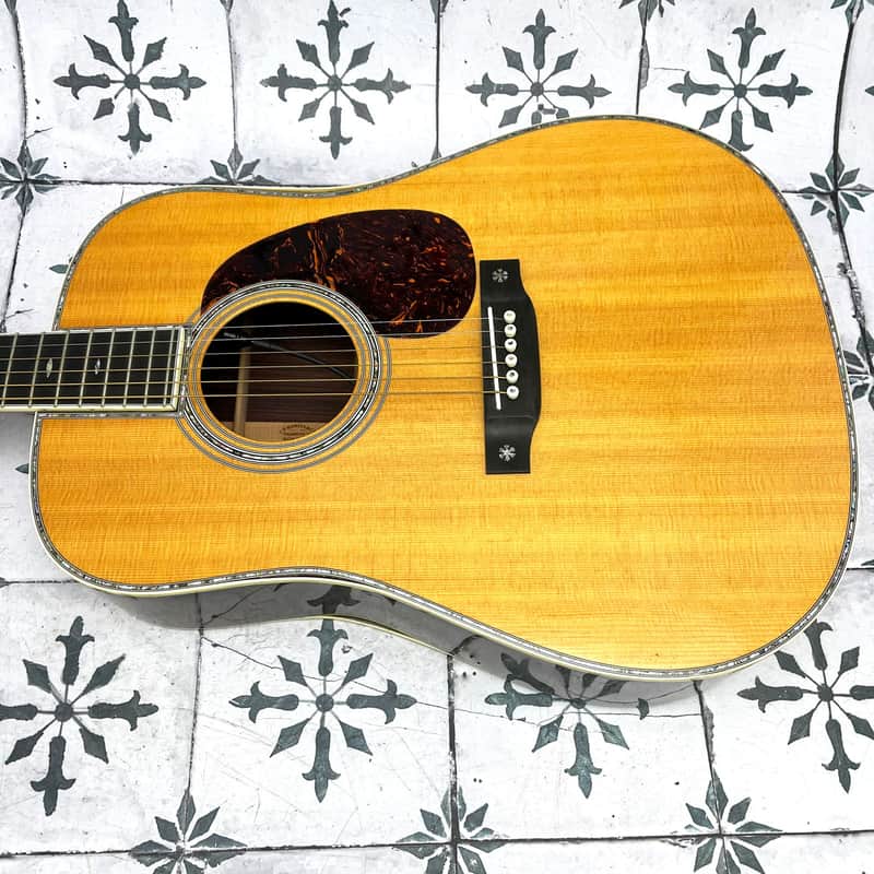 Martin Standard Series D-42