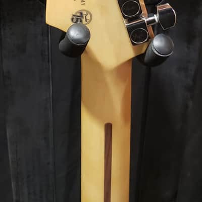 Fender Player Stratocaster HSS with Pau Ferro Fretboard 2018 - 2021 3-Color Sunburst image 6