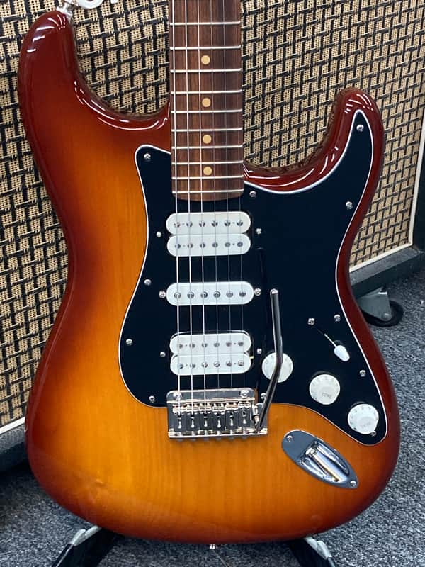 Fender Player Stratocaster HSH with Pau Ferro Fretboard 2018 - Present - Tobacco Sunburst