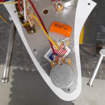 Hoagland Custom Handcrafted SSS Style Strat Wiring - 6-way Switching - N+B Combo! - OD cap image 2