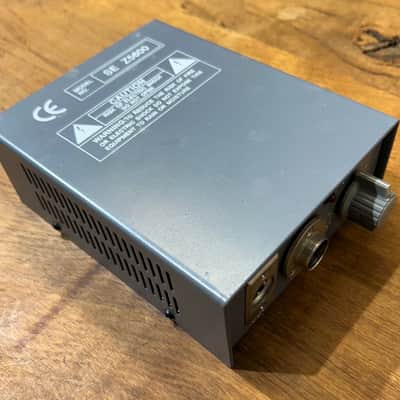 sE Electronics Z5600A Valve Condenser Mic Outfit image 8