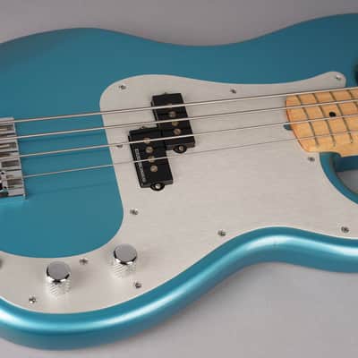 Fender Japan Steve Harris Signature Precision Bass - CIJ - Iron Maiden - Lake Placid Blue image 20