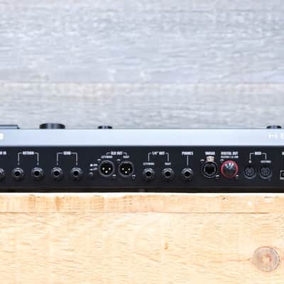 Line 6 Helix LT Streamlined HX Guitar Processor Dual-DSP Multi-Effects w/Box image 6