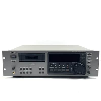 Sony PCM-R500 DAT Digital Audio Recorder 1990s - Gray　TGHM image 2