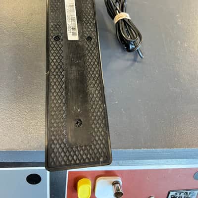 MGEAR Sustain pedal image 2