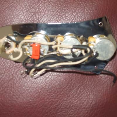 Fender MIM Loaded Body Left Handed Fender Body 2007 3 Tone Burst image 4