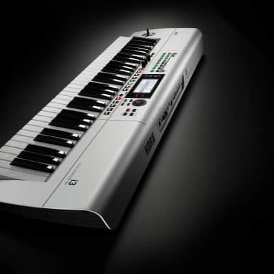 KORG i3 Music Workstation - Certified B-Stock
