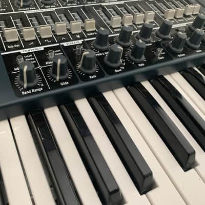 Arturia MiniBrute 25-Key Synthesizer image 5
