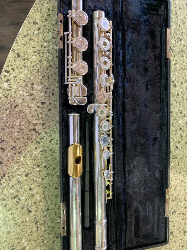 Gemeinhardt 530 sb solid silver low b 50 series flute great shape image 1