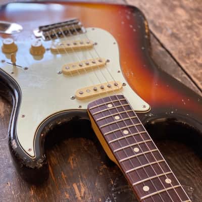 Fender Stratocaster Japan 1962 RI CIJ Era Three Tone Sunburst Relic w/ Hardcase image 8