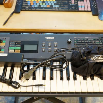 Yamaha AN1x Virtual Analog Synthesizer 1997 - Blue image 6