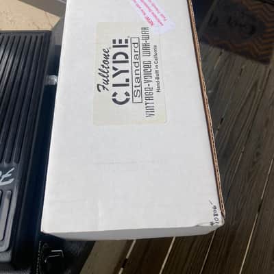 JHS  Modded Fulltone Clyde Standard Wah 2000s - Black with box image 15
