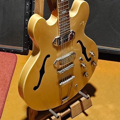 Epiphone Casino Made in China with Gibson Usa electronics upgrade image 9