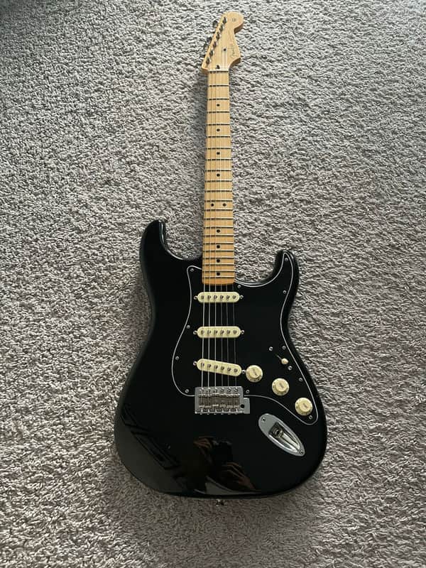 Fender Player Stratocaster Limited Edition MIM 2018 Black Maple