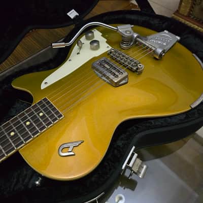 Duesenberg Senior 52 Toaster Version - Goldtop with Bigsby image 6