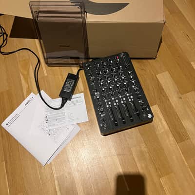 Allen & Heath Play Differently Model 1.4 6-Channel Analog Mixer 2021 - Present - Black Bild 1