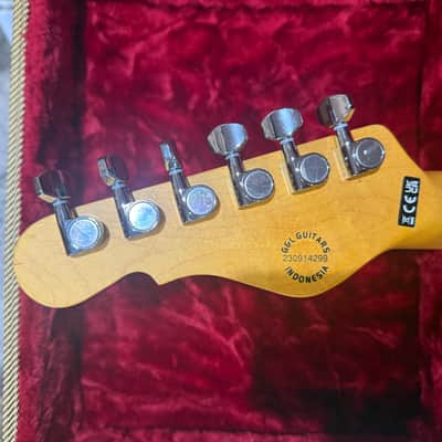 G&L ASAT Classic Bluesboy Semi-Hollow - Sunburst image 8