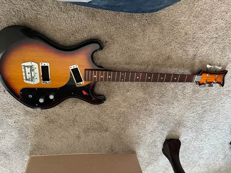 Teisco BL2 Vamper 1966-68 - Sunburst image 1
