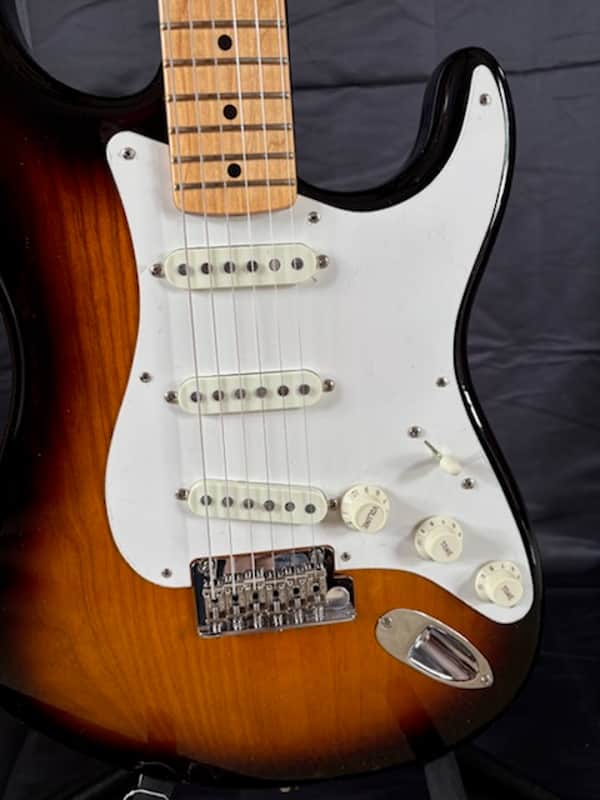 Fender Vintage Hot Rod '50s Stratocaster 2014 - 2-Color Sunburst