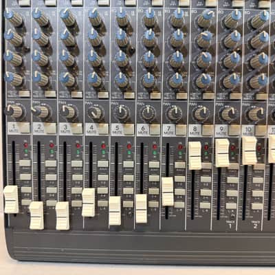 Mackie CR1604-VLZ 16-Channel 4-Bus Analog Mic/Line Mixer Vintage 1990's image 4