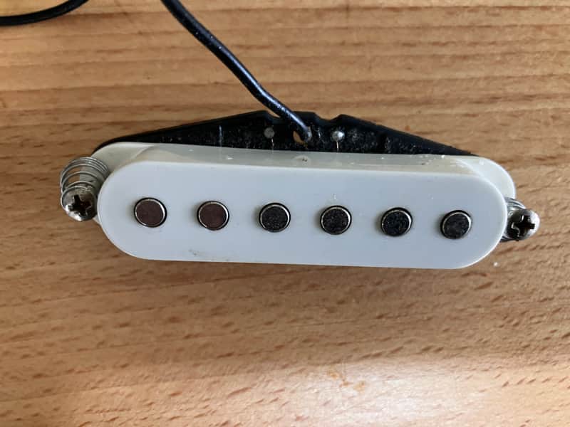 Fender Squier Affinity Stratocaster Middle Pickup 2001 image 1