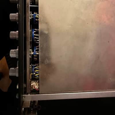 Neve 33135 x 2 - 1970s racked image 8