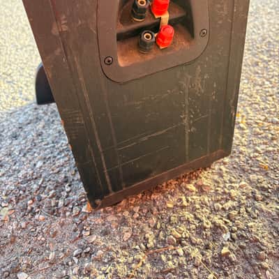 Klipsch R-26F - Black Single Speaker image 6