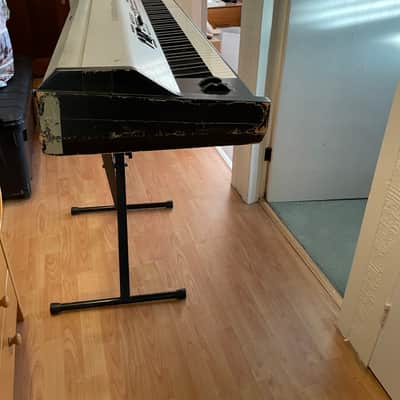 Kawai MP9500 2002 - Grey image 6