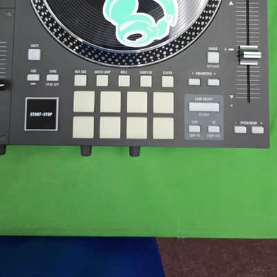 Rane ONE 2-Channel DJ Controller - Black image 4