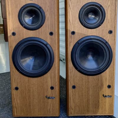 Infinity Reference Four speakers in excellent condition - 1980's image 1