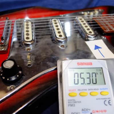 c. 1963 Demian Bizarre MIJ Japanese Guitar. Very early Fujigen. Works, but sold AS-IS image 9