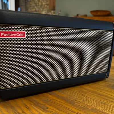 Positive Grid Spark 40 40-Watt 2x4" Modeling Guitar Combo 2020 - Present - Black image 1