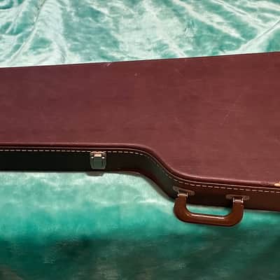 Custom finish 1982 Ibanez Roadstar II bass with original hard shell case image 11