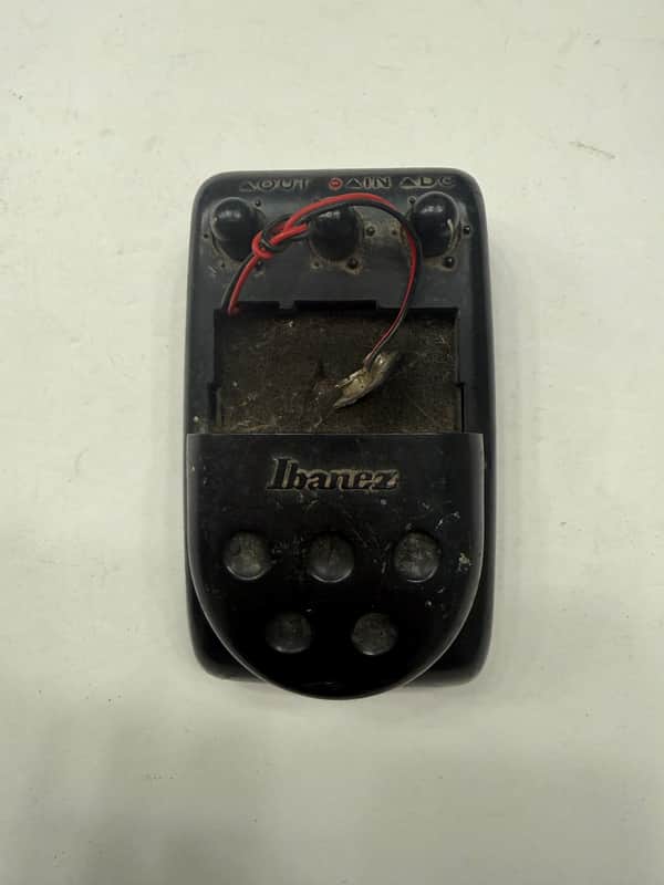 *For Parts/Repair* Ibanez Soundtank Distortion Vintage Guitar Effect Pedal image 1