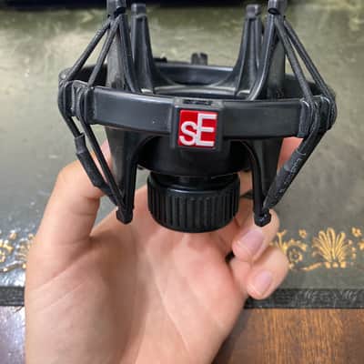 sE Electronics sE2200a II C Large Diaphragm Cardioid Condenser Microphone 2012 - 2017 - Black image 4