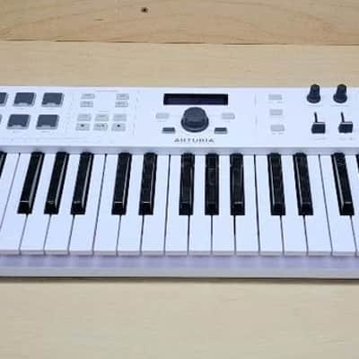 ARTURIA KEYLAB ESSENTIAL 61 Mk II  - EXCELLENT
