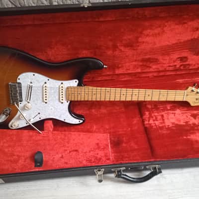 Fender American Deluxe Stratocaster 1998 - sunburst image 5