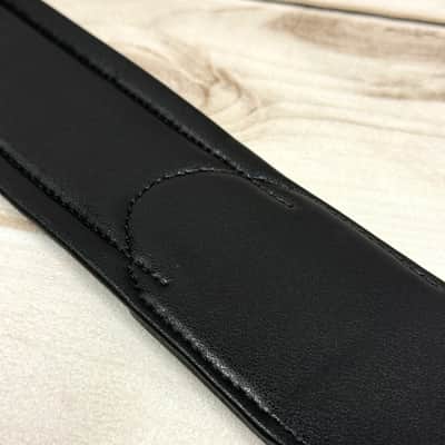 Walker and Williams KB-02-BT Oxblood Brown Carving Leather Padded Guitar Strap With Black Floral Skull & Cross For All Guitars And Basses image 12