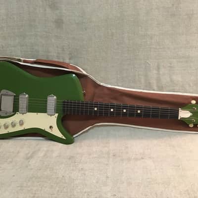 Vintage 1965 Airline Bighorn Green Solid Body Electric Guitar USA Made Kay + Original Gig Bag RARE image 3